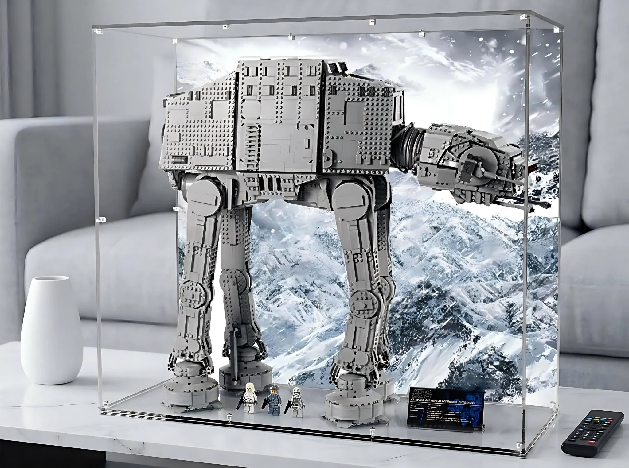 Wall display solutions compatible with the AT-AT™ 75313