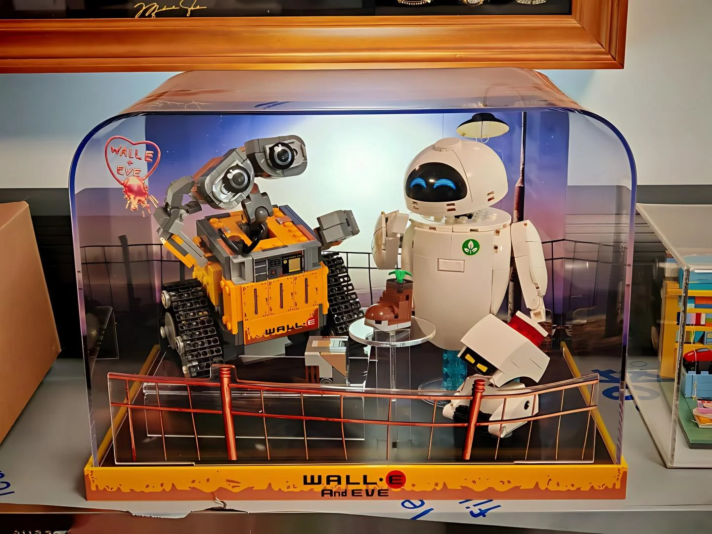 Premium protective case compatible with the WALL-E and EVE 43279 duo