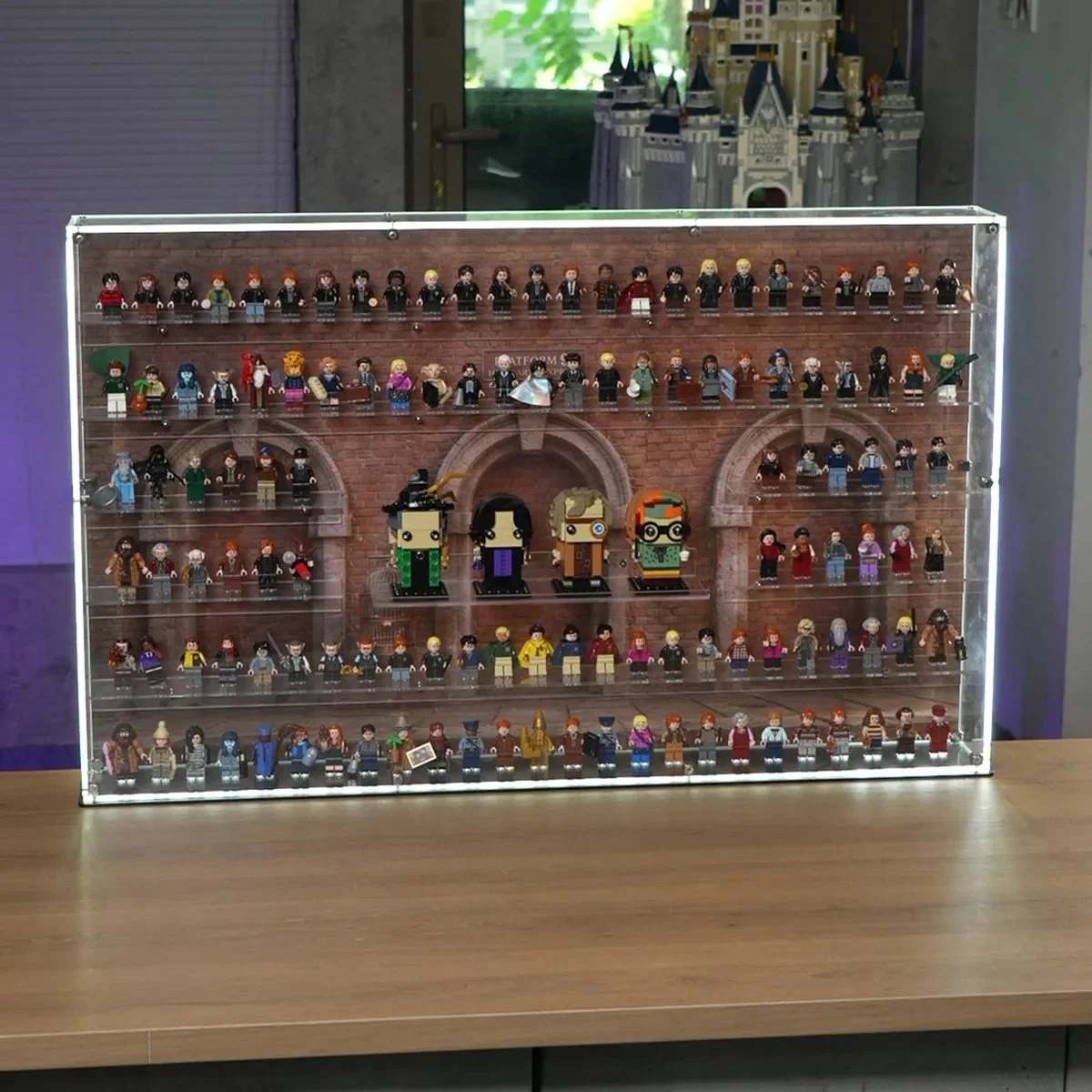Premium Wall Display Case for 124 LEGO® Harry Potter™ Minifigures - Détail exposition 10