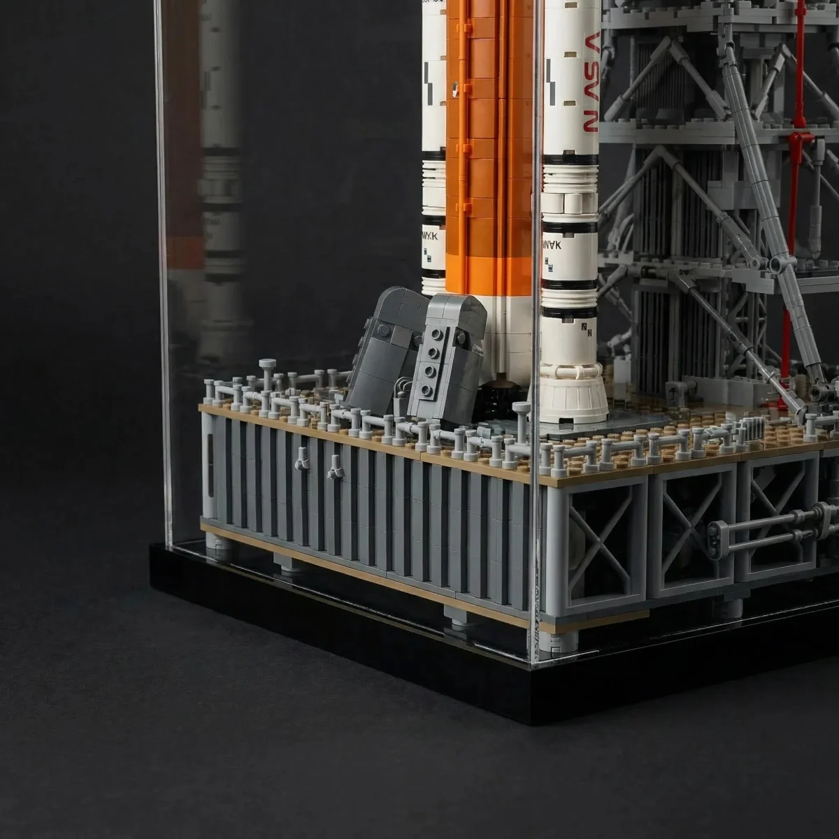 Teca Espositiva Premium per LEGO® NASA Artemis Space Launch System (10341) - Détail exposition 5