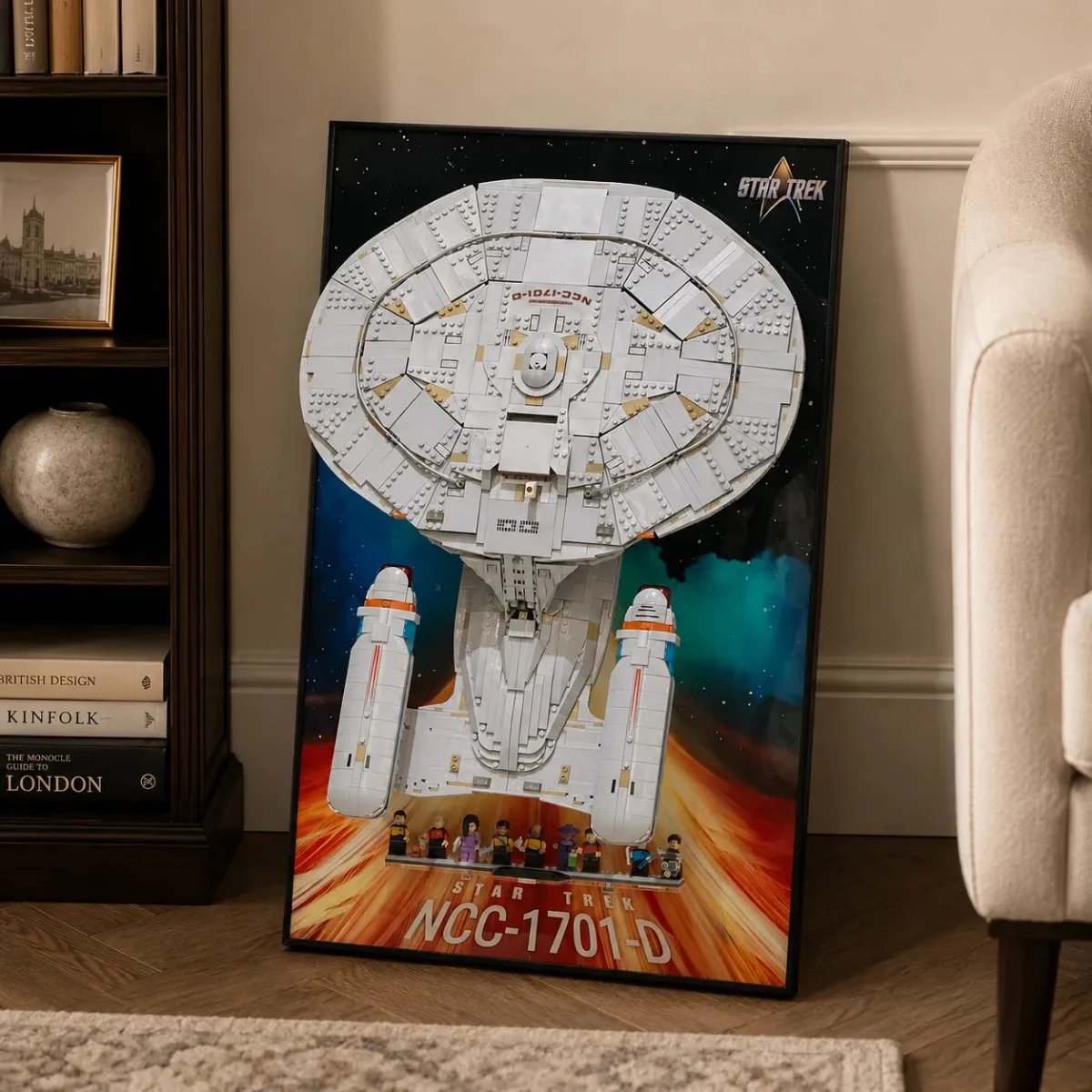 Premium Wall Display Frame for Compatible Star Trek™ model - USS Enterprise NCC-1701-D (10356) - Détail exposition 10