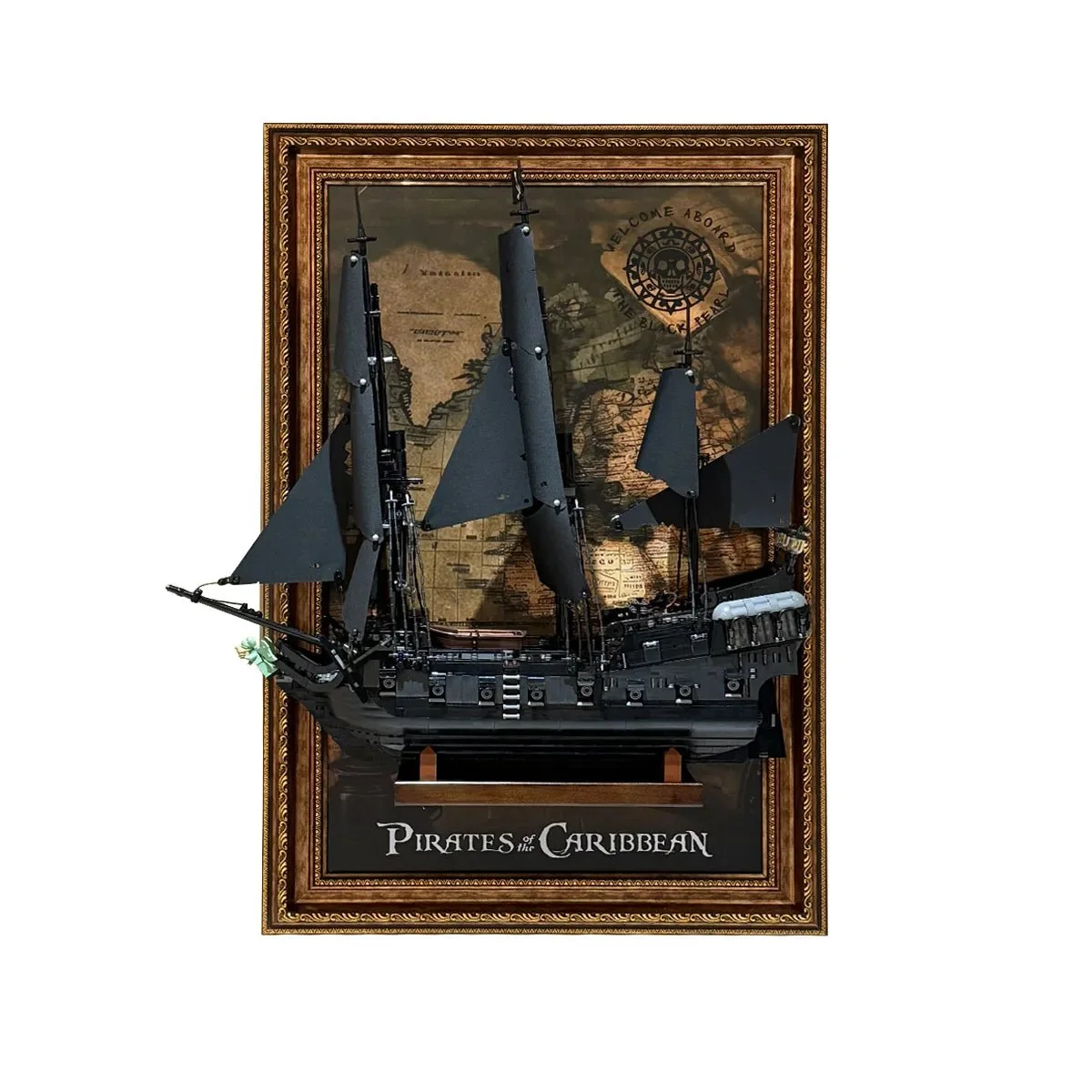 Premium Wall Display Frame for LEGO® Icons Captain Jack Sparrow's Pirate Ship (10365) - Détail exposition 4