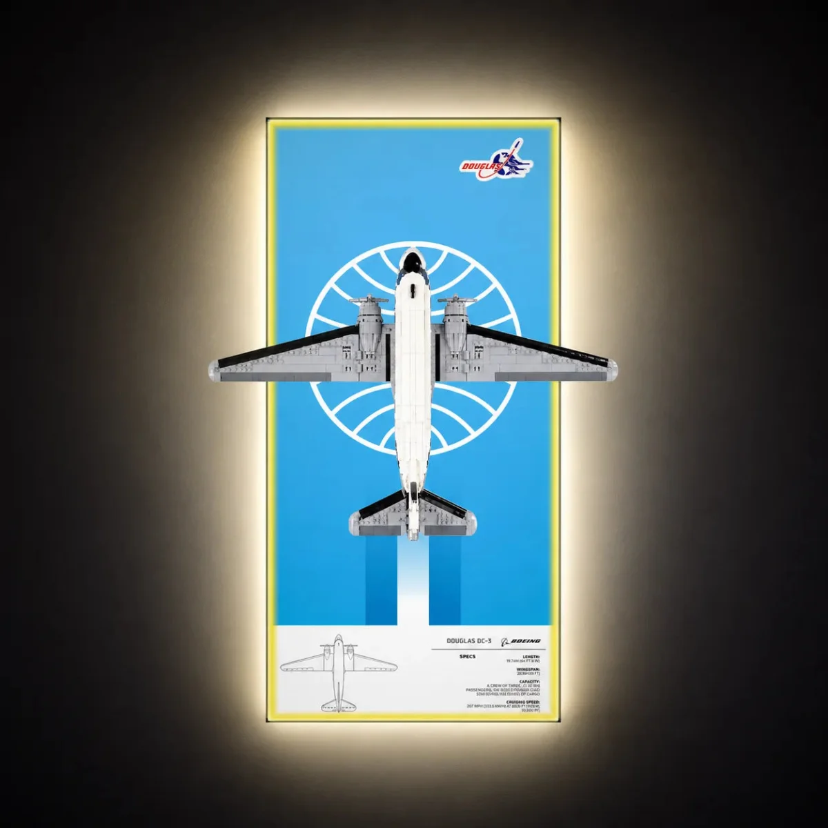 Premium Wall Display Frame for Compatible Douglas™ DC-3™ PAN AM® model (11378) - Détail exposition 3